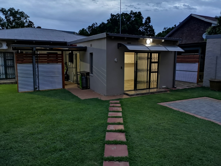 9 Bedroom Property for Sale in Bult North North West